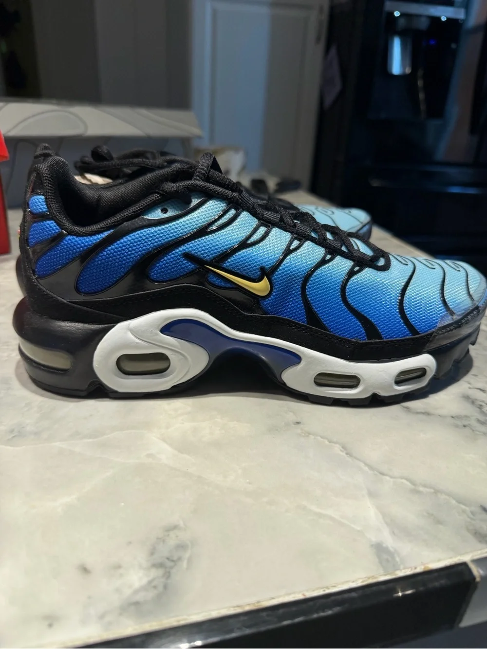 Nike Kids Blue Gradient Air Cushion Sneakers with Yellow Swoosh